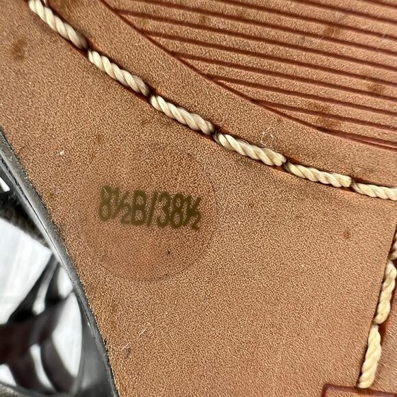 Vince Camuto Gladiator Wedge Sandals Gun Metal Embellished Size 8.5B Strappy - Picture 6 of 9